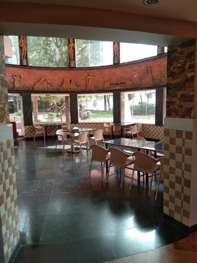 Kstdc Hotel Mayura Pavithra Yediyur Kunigal Kültér fotó