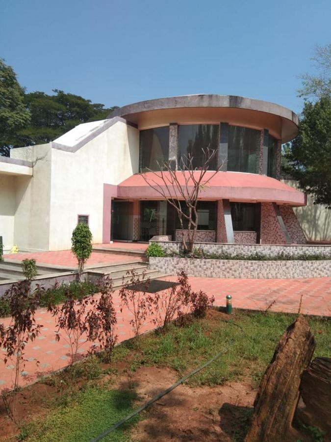 Kstdc Hotel Mayura Pavithra Yediyur Kunigal Kültér fotó
